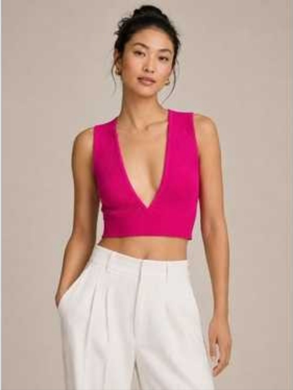 Babaton Knit Deep-V Crop Top - Fuschia Pink Size M